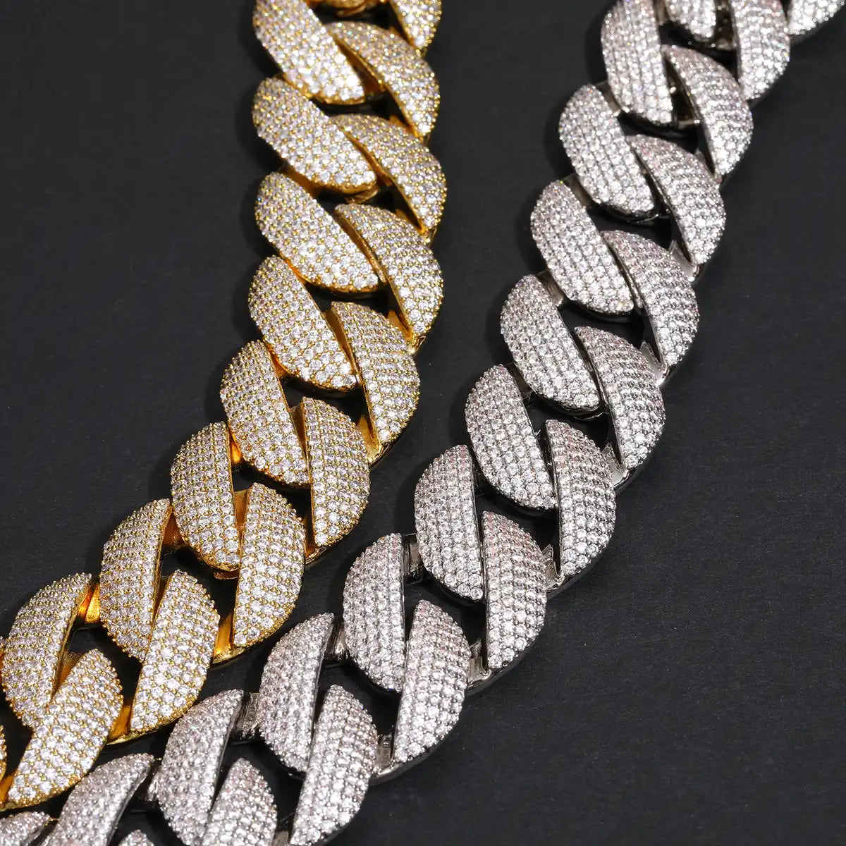 23mm Moissanite Thick Cuban Link Chain