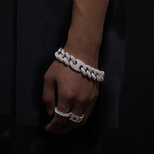 18mm Moissanite Cuban Link Bracelet