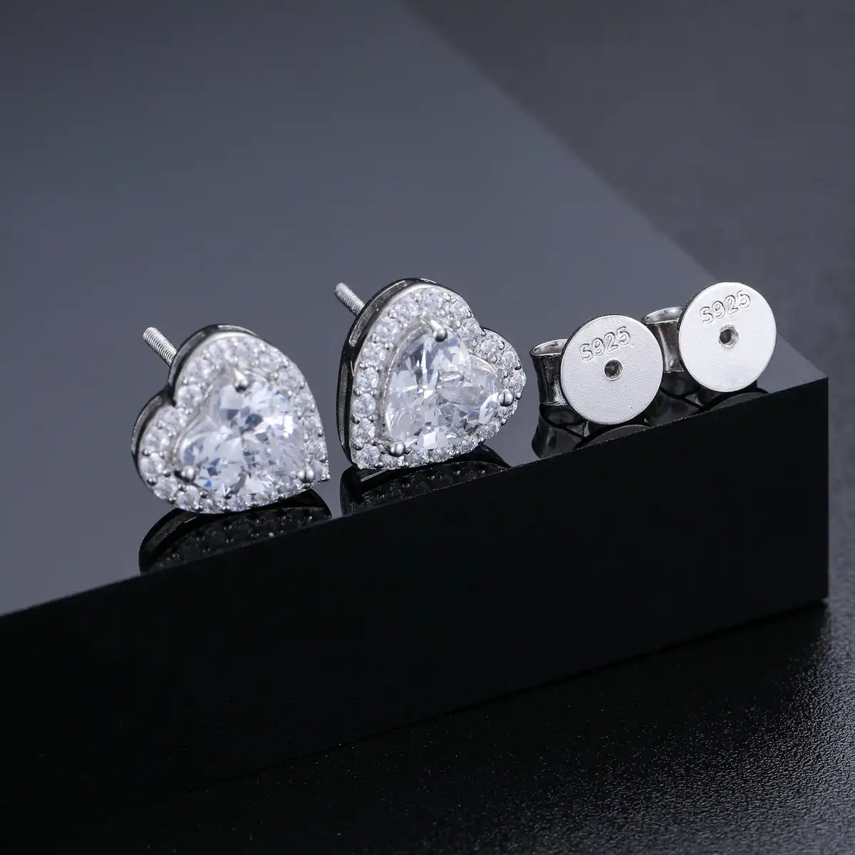 8mm Moissanite Heart Cut Stud Earrings